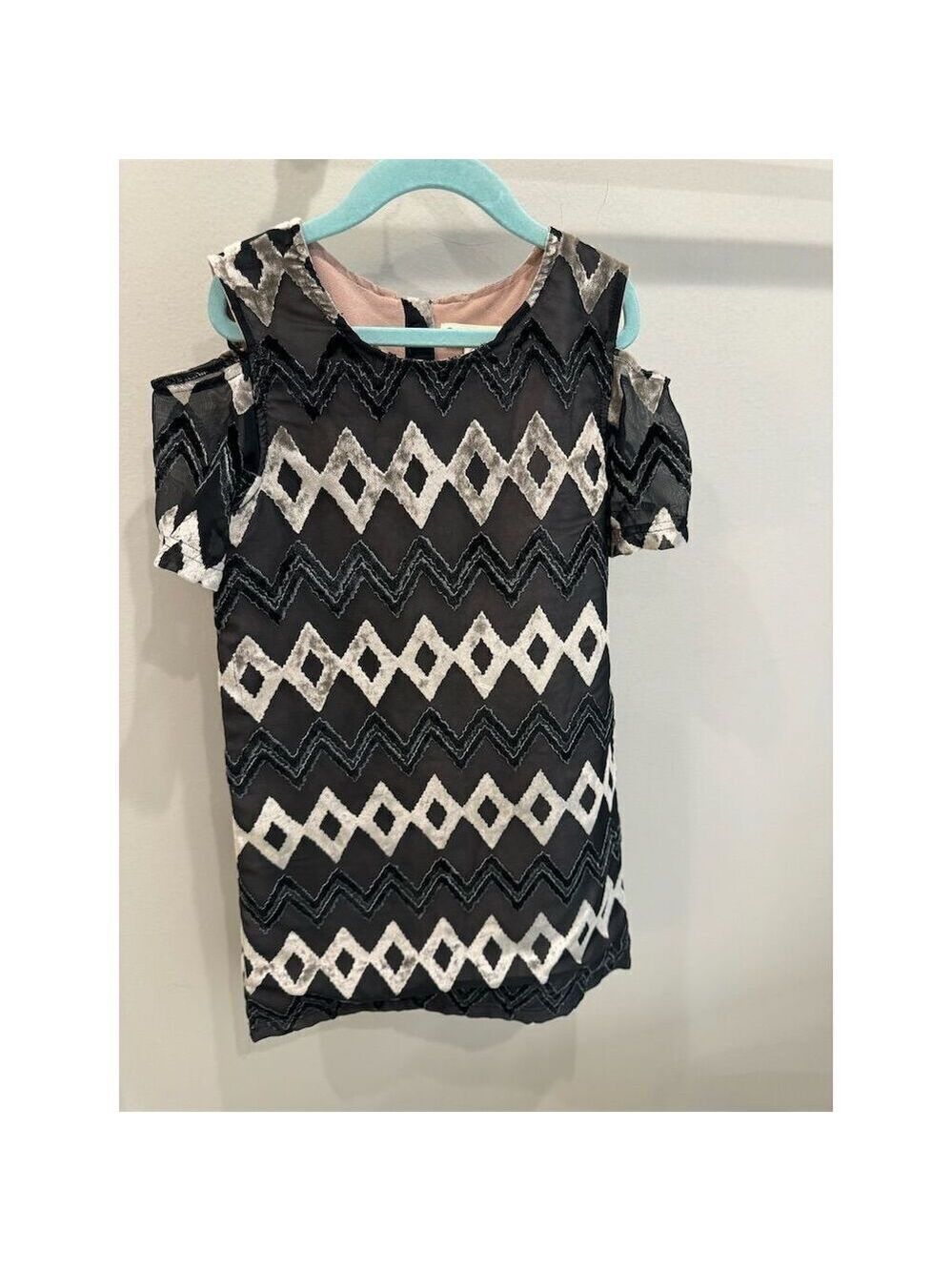 Appaman Girls Size 8 Black Chevron Cold Shoulder Party Dress - Picture 1 of 4